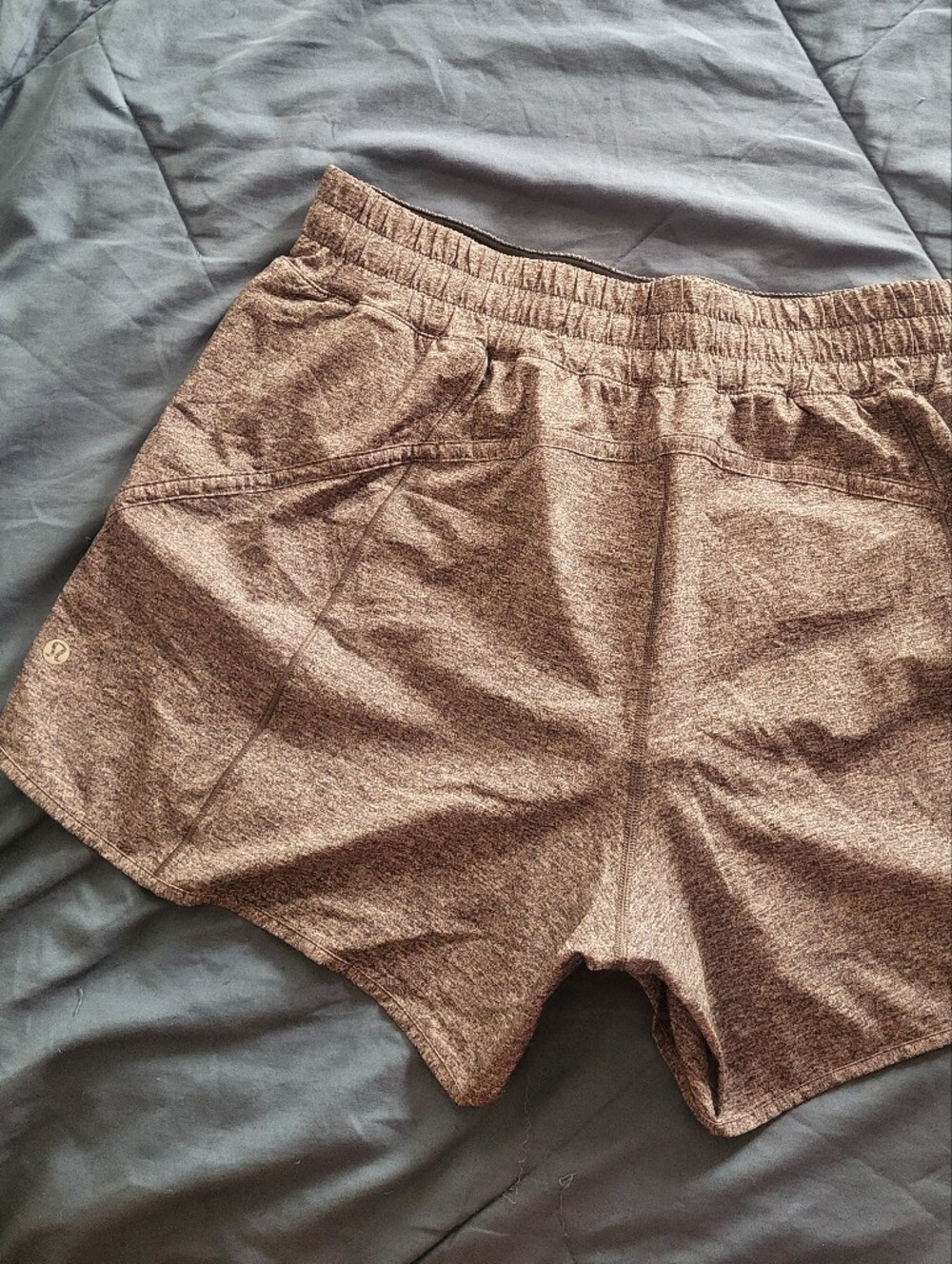 lululemon athletica Gray Track That MR Shorts~5' Inseam~Size 18. - Picture 13 of 15